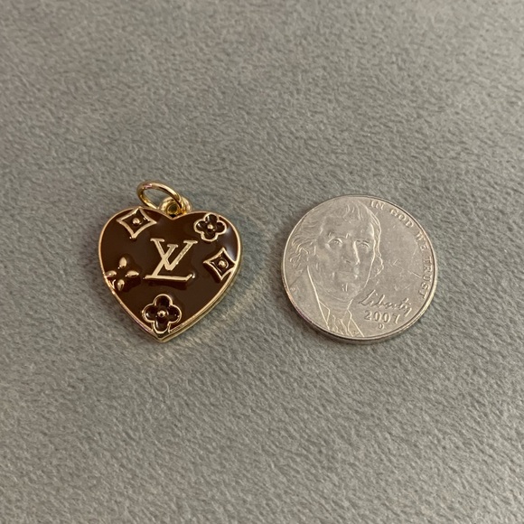 Uocycled Heart Pendant in Brown and in Gold Tone - Picture 4 of 5